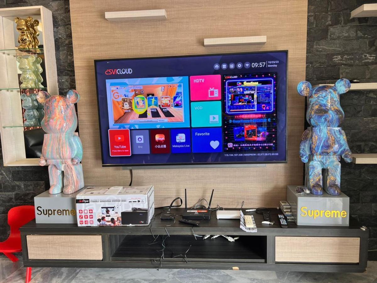 Bearbrick Homestay With Pool Port Dickson Exteriör bild